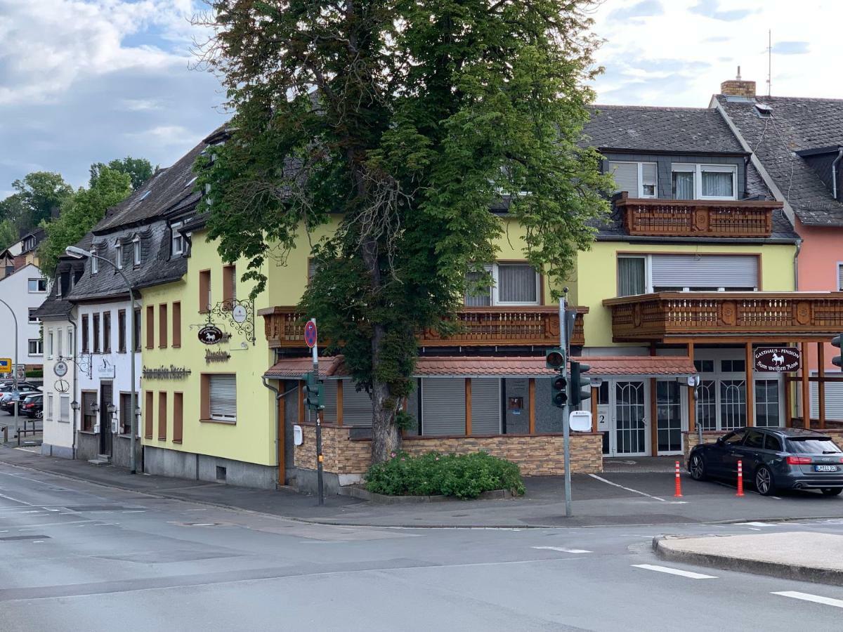 拉恩河畔林堡 Zum Weissen Ross酒店 外观 照片