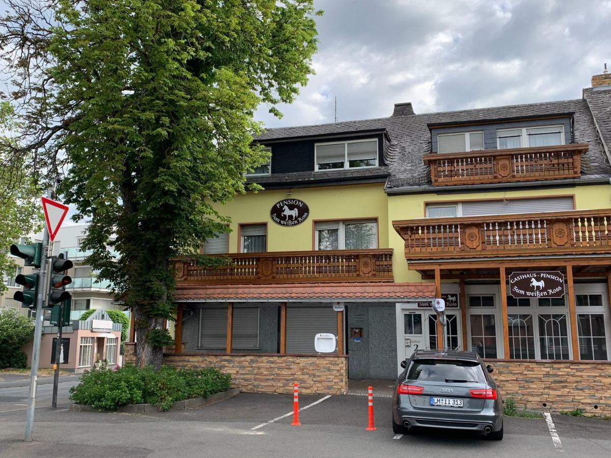 拉恩河畔林堡 Zum Weissen Ross酒店 外观 照片